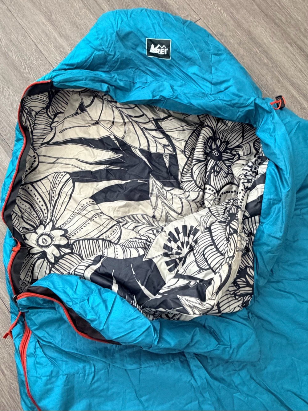 REI Serrana Sleeping Bag
